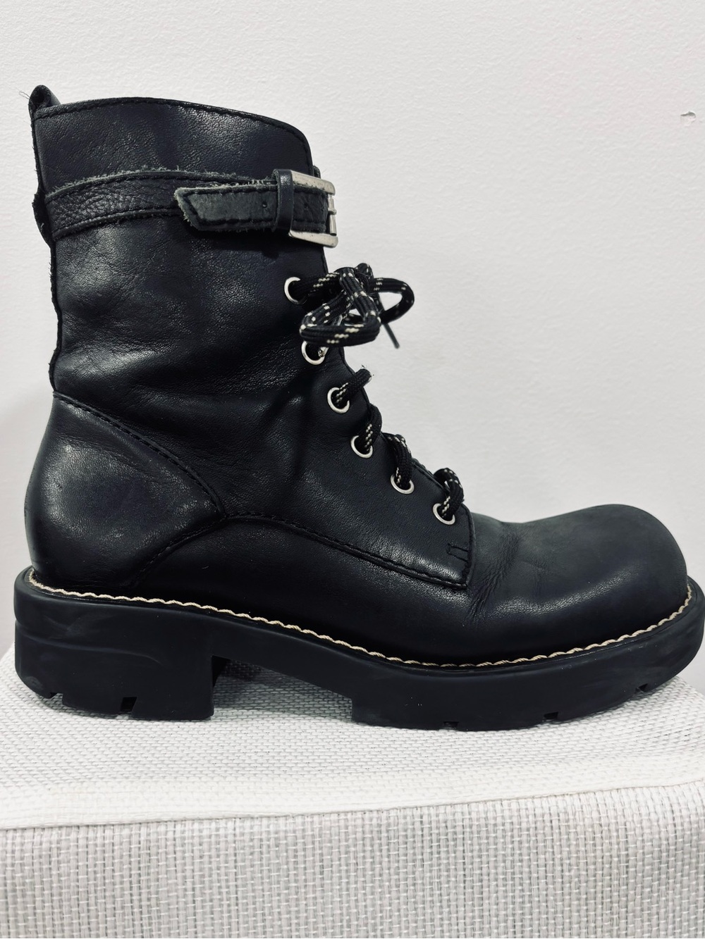 Nine West Black Chunky Combat Boots Ankle Strap Moto Grunge Size 7.5